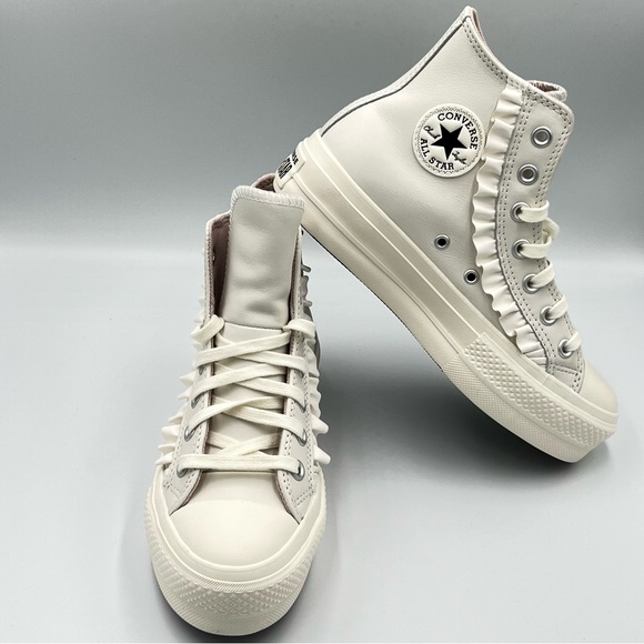 Converse Chuck Taylor  All Star Hi-Top Leather Platform Women 6 Vintage White - Picture 4 of 8